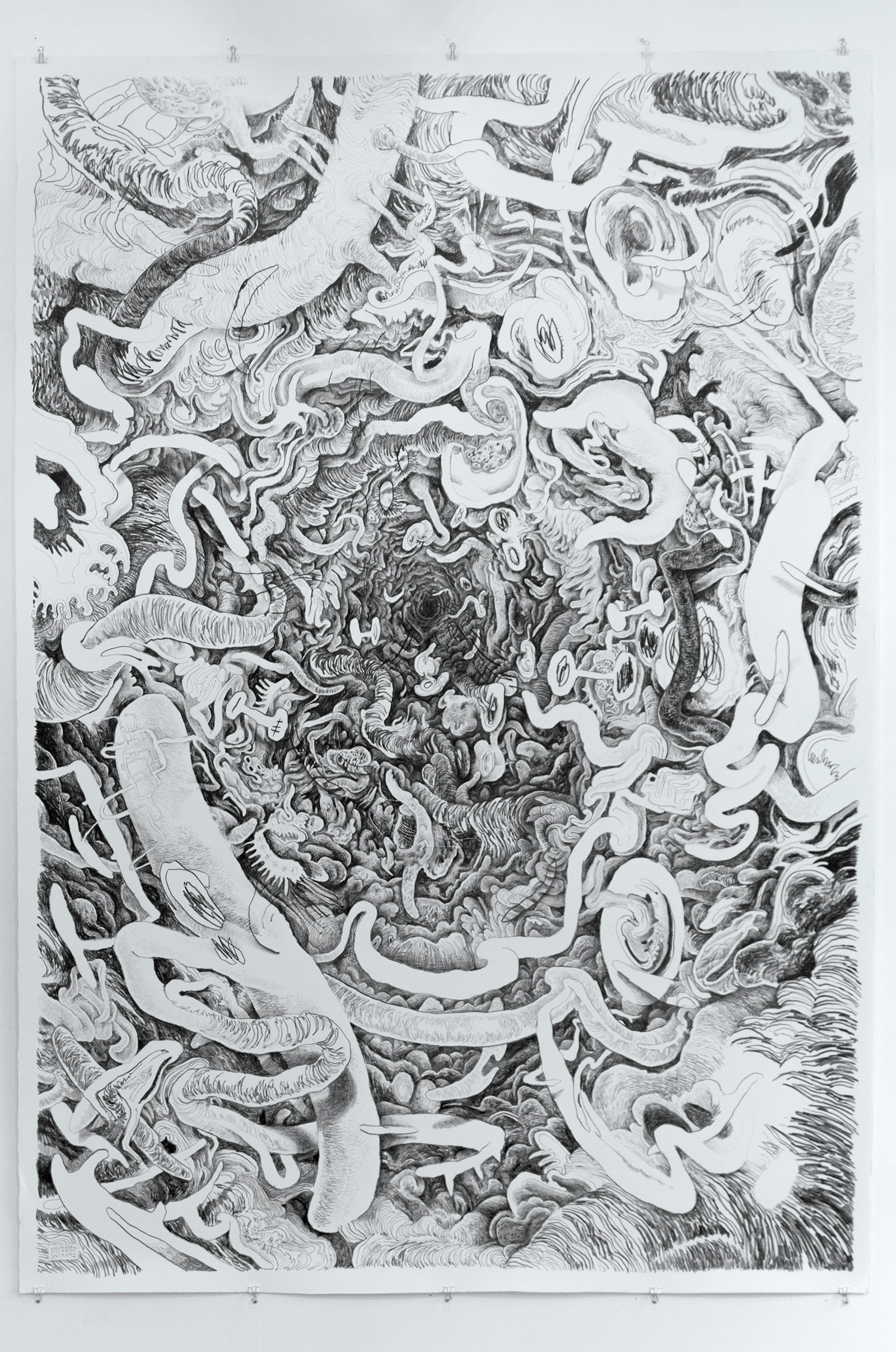 CENTER II, 2016 | 150cm x 220cm | Crayon on paper